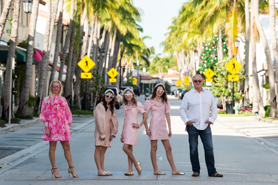 2022 Christmas Card Photo 4